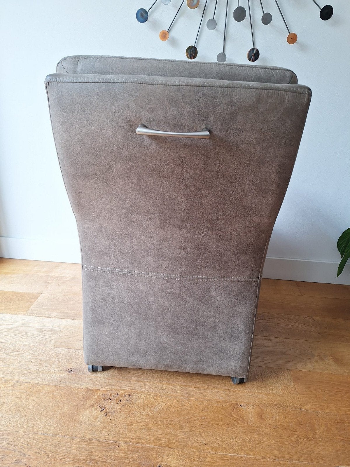 9 eetkamerstoelen, 5 met wieltjes, Ophalen, Gebruikt, Vier
