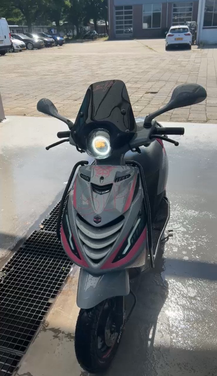 Zip 50cc 4t iget, Ophalen, Zip, Zo goed als nieuw, Benzine