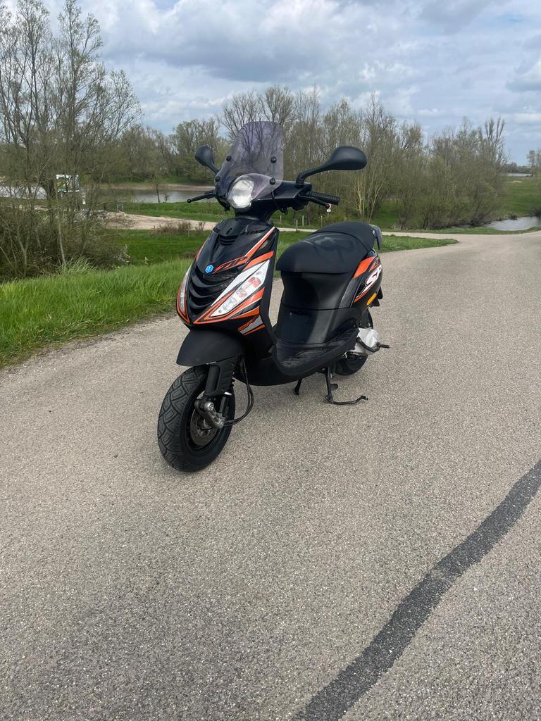 Piaggio zip SP H2O | 70CC 2 Takt | polini | inruil mogelijk, Ophalen, Tweetakt, Gebruikt, Piaggio