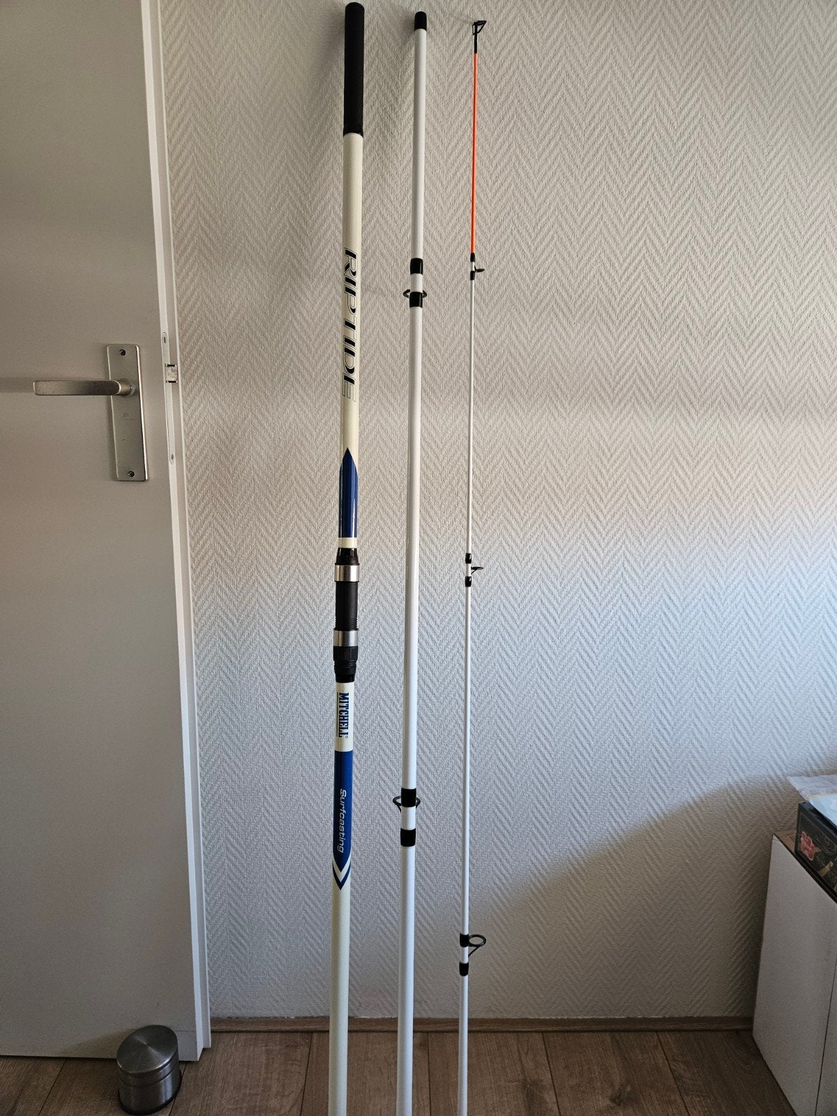 Mitchell Riptide Surfcast Hengel 4.50m 100-200g, Ophalen of Verzenden, Gebruikt, Werphengel