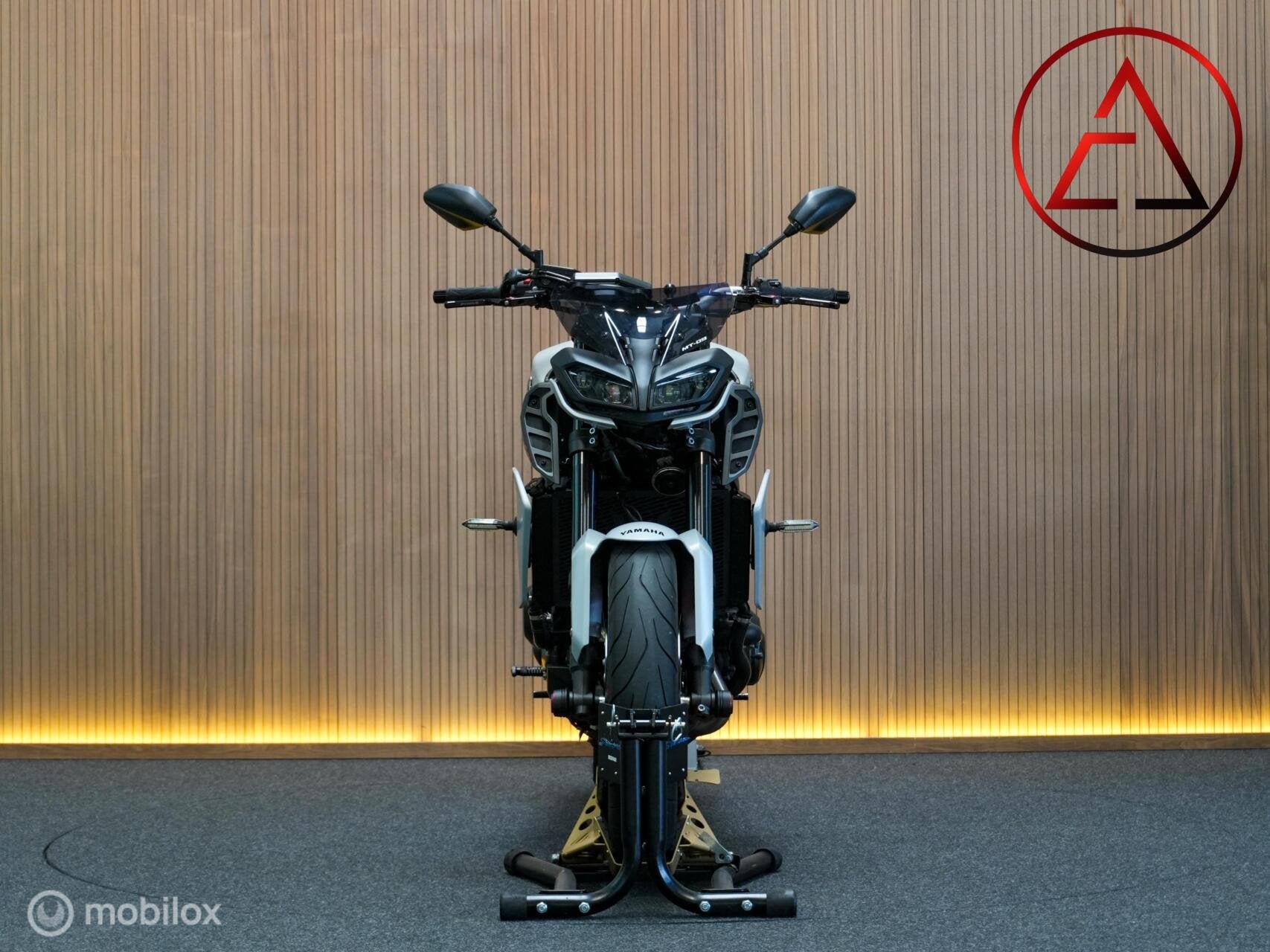 Yamaha MT-09 (2019) | 115pk | Night Fluo | Quickshifter, Info@yamaha.nl, 3225LD, Bedrijf, ABS