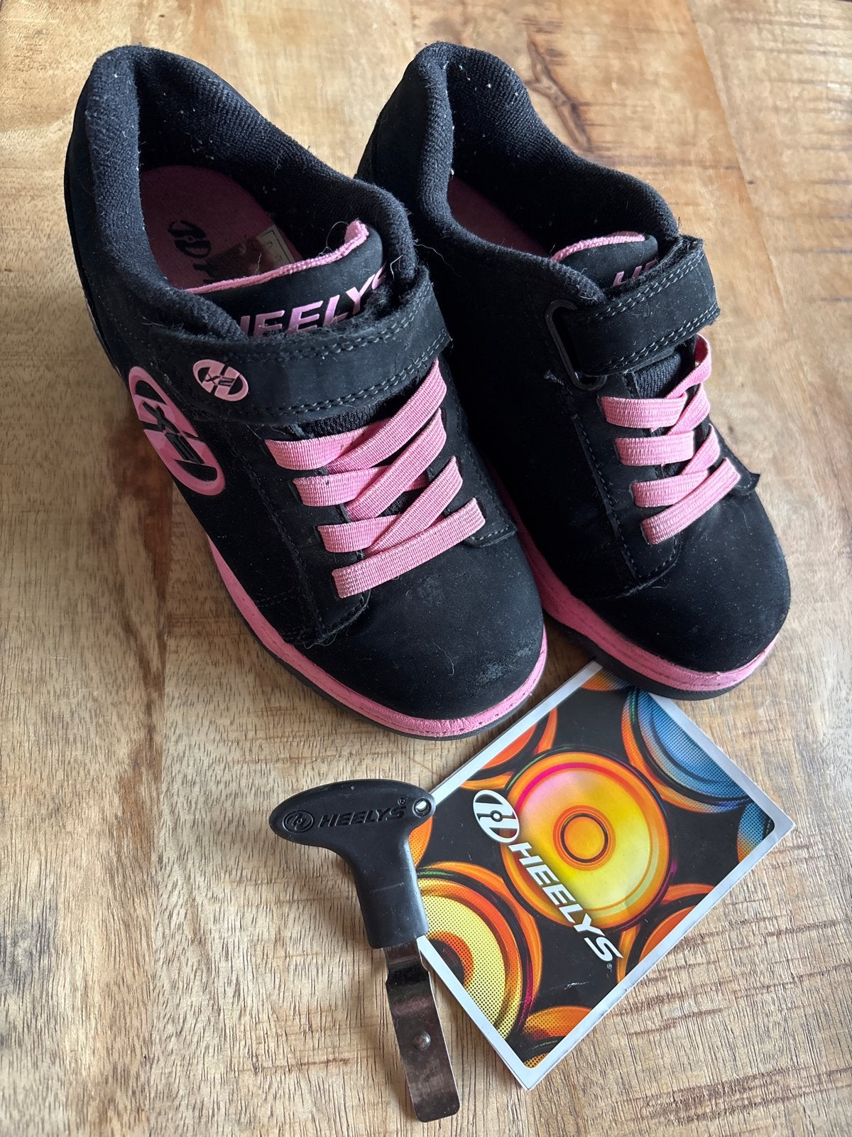 Heelys rolschoenen zwart/roze - Maat 32, Overige merken, Gebruikt, Kinderen, Overige typen