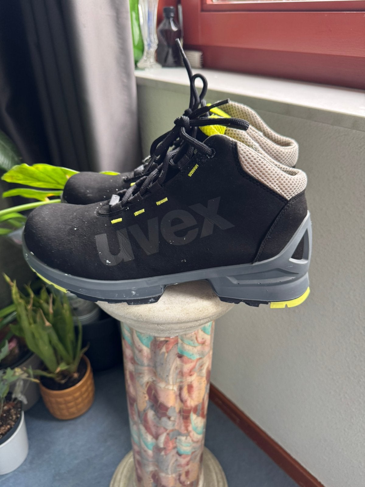 Uvex 1 x sporty work- safety shoes - lightweight Size 44, Verzenden, Gedragen, Zwart, Werkschoenen