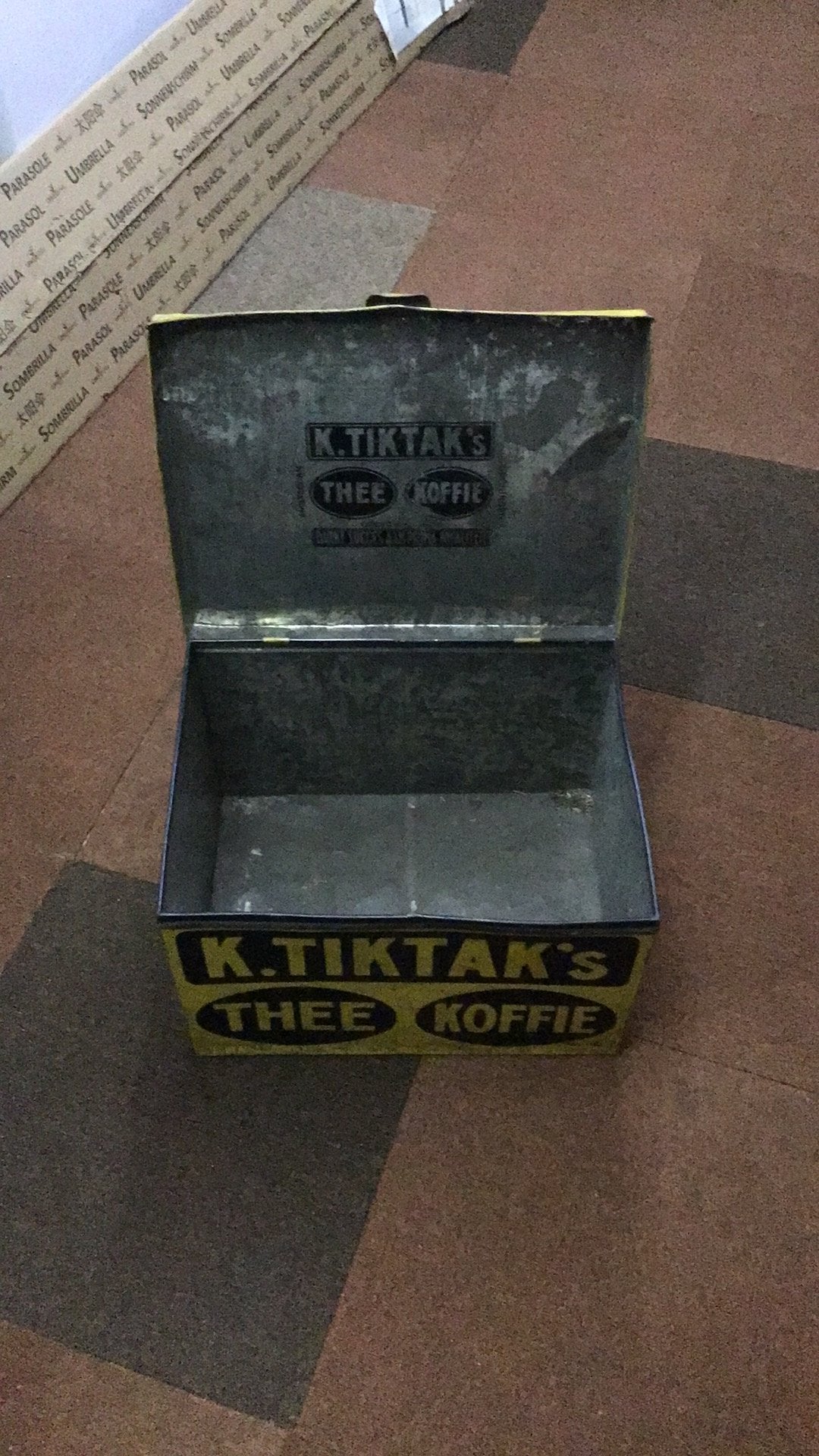 Mooi koffie/theeblik van K.Tiktak, Overige merken, Gebruikt, Minder dan 50 mm, Overige typen