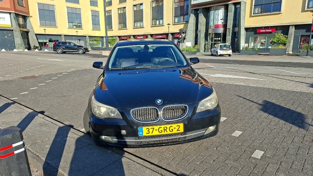 BMW 5-Serie 2.0 520I AUT 2008 Zwart, Auto's, Automaat, Achterwielaandrijving, 1995 cc, 4 cilinders