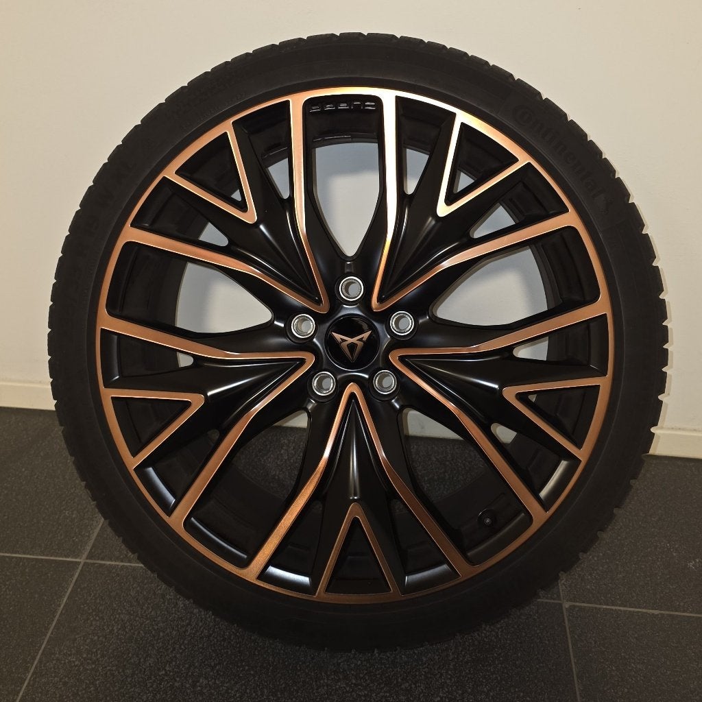 19" Originele Cupra 'Mistral' Copper + Continental TS870P, Gebruikt, Banden en Velgen, Winterbanden, 235 mm
