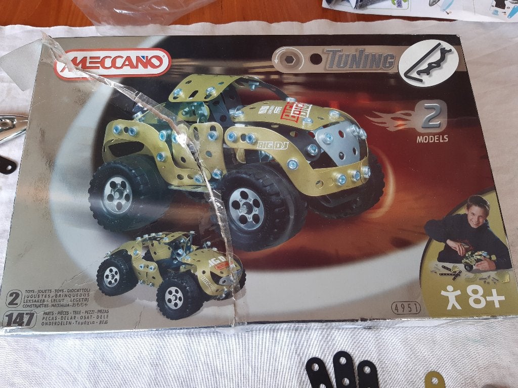 Meccano Tuning 2 modellen nr.4951, Ophalen of Verzenden, Zo goed als nieuw, Bouwen
