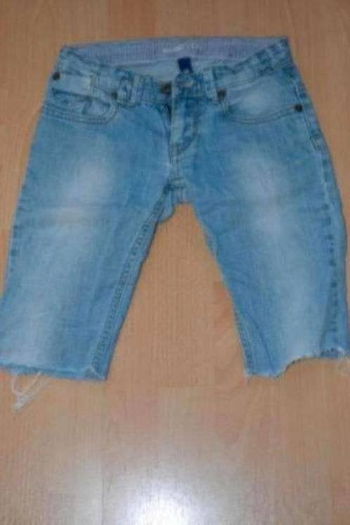 140 korte spijkerbroek, Kinderen en Baby's, Kinderkleding | Maat 140, Verzenden, Gebruikt, Jongen of Meisje, Broek
