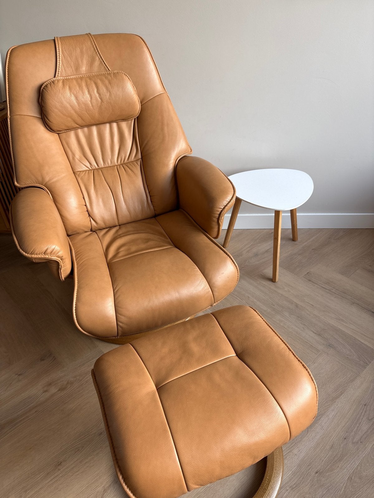 Leren relaxfauteuil met voetenbank - Cognac, Ophalen, Gebruikt, Leer, 75 tot 100 cm