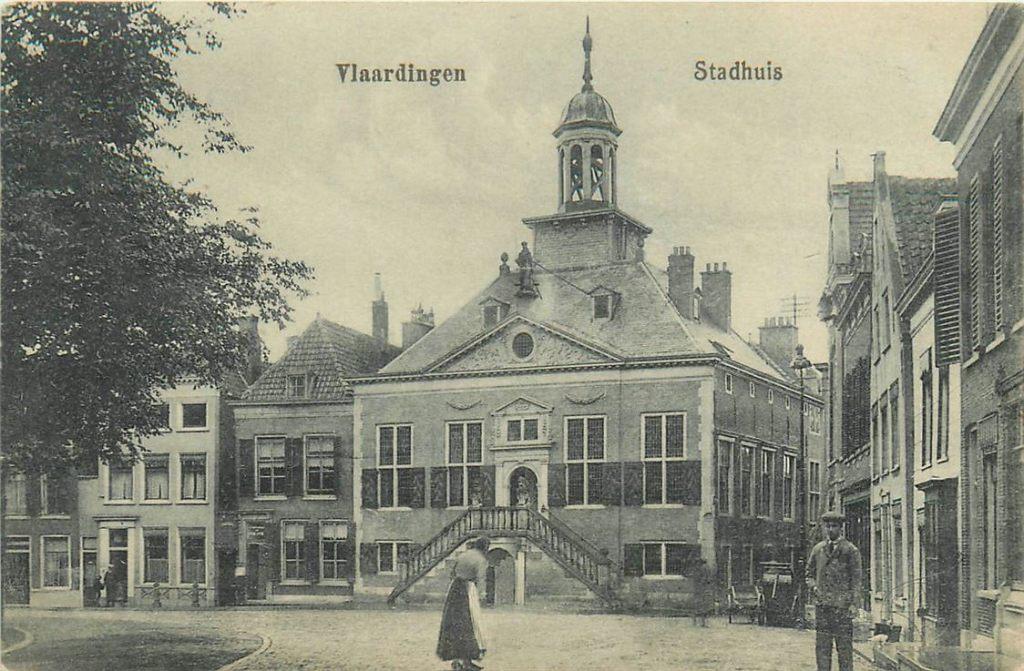 701-222-009 Vlaardingen Stadhuis, Verzenden, Voor 1920, Zuid-Holland