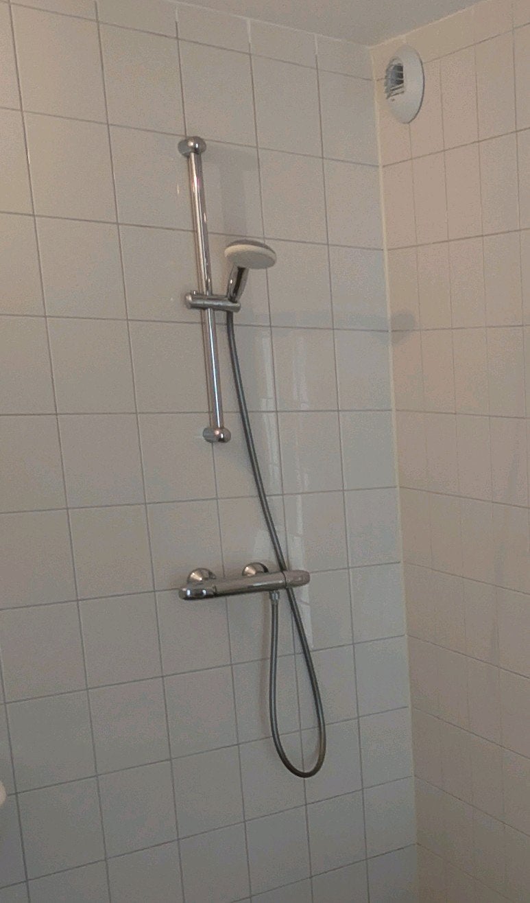 Grohe kraan met stang en douchekop, Huis en Inrichting, Badkamer | Badkamermeubels, Ophalen, Gebruikt, Overige typen