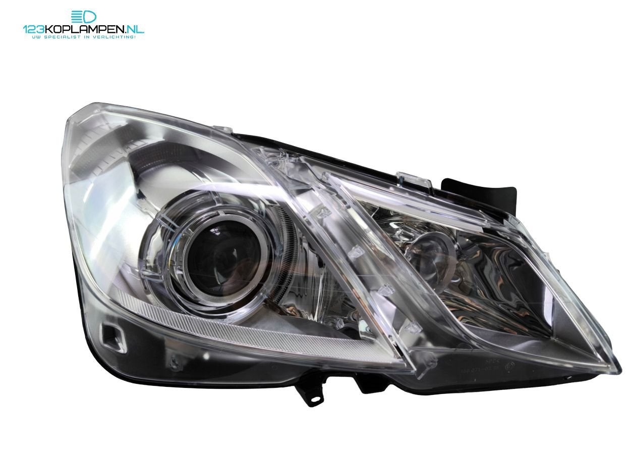 Mercedes E Klasse W207 Bi Xenon Koplamp rechts