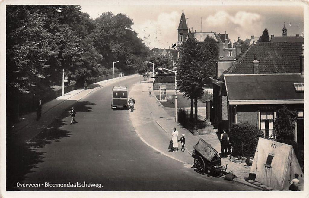 V904 Overveen Bloemendaascheweg - PTT Telefoon Straatleven, Verzamelen, Ansichtkaarten | Nederland, Ophalen of Verzenden, 1920 tot 1940