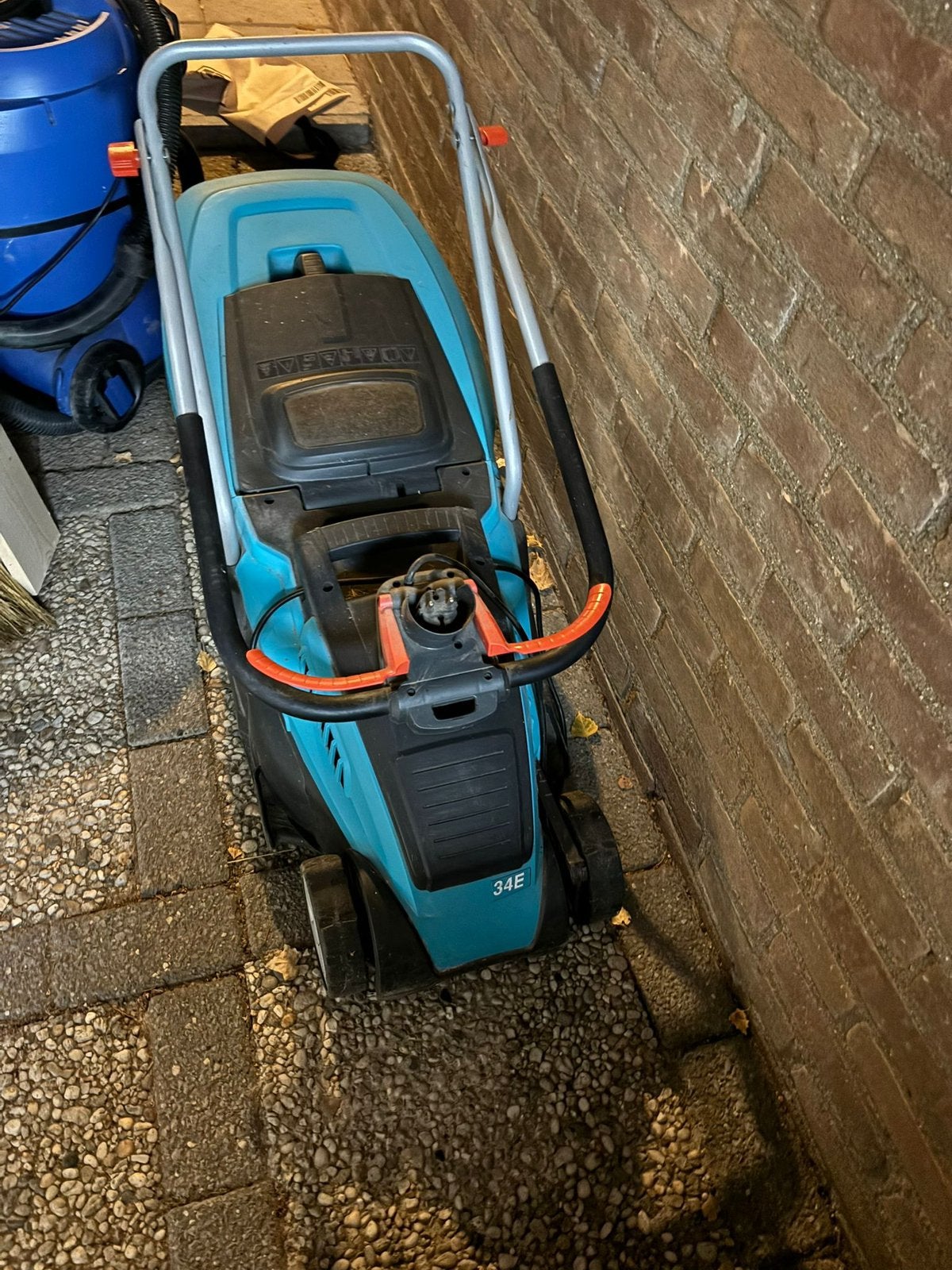 Tekoop grasmaaier gardena, Ophalen, Zo goed als nieuw