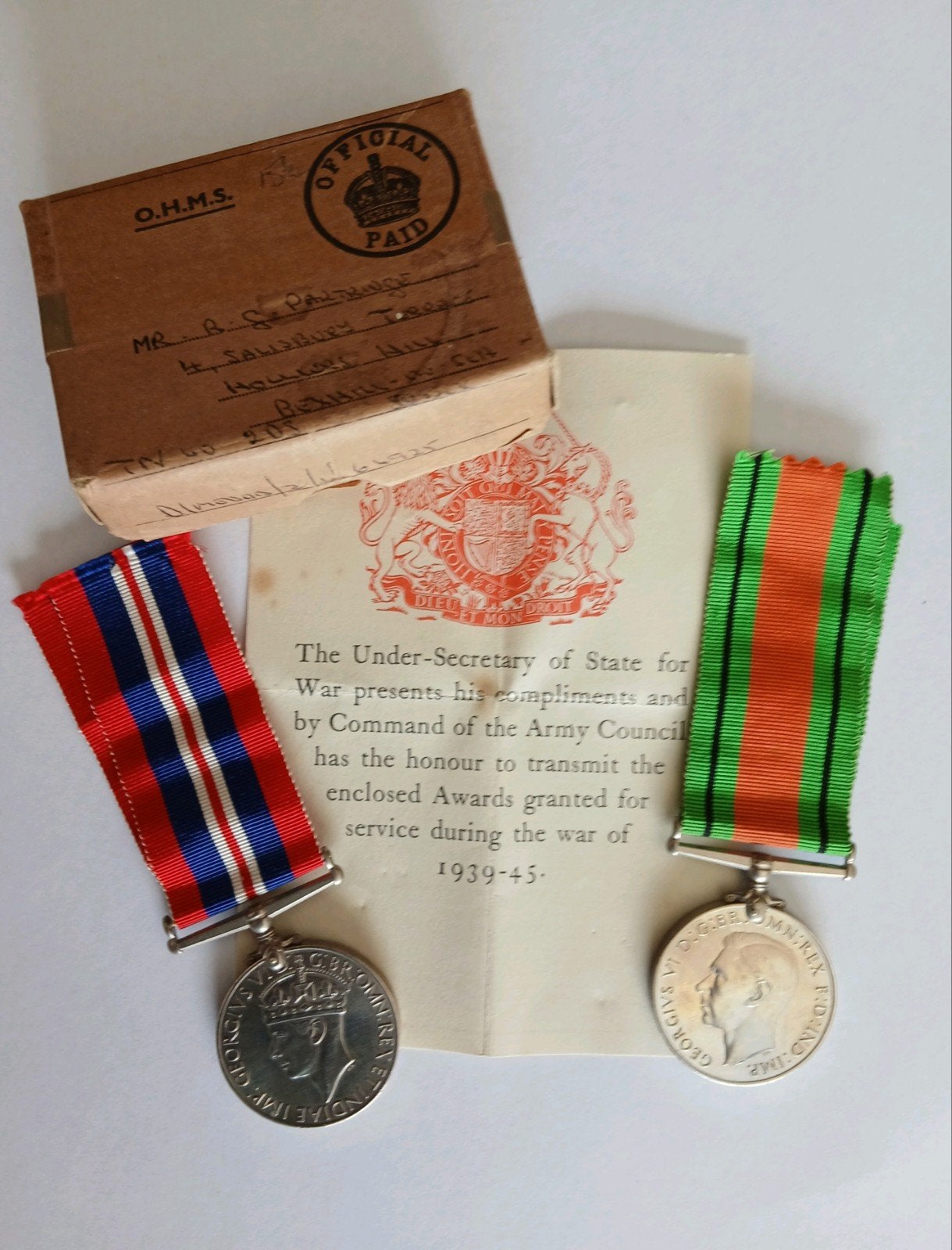 Britse Medals en Box Wo2, Ophalen of Verzenden, Engeland, Embleem of Badge