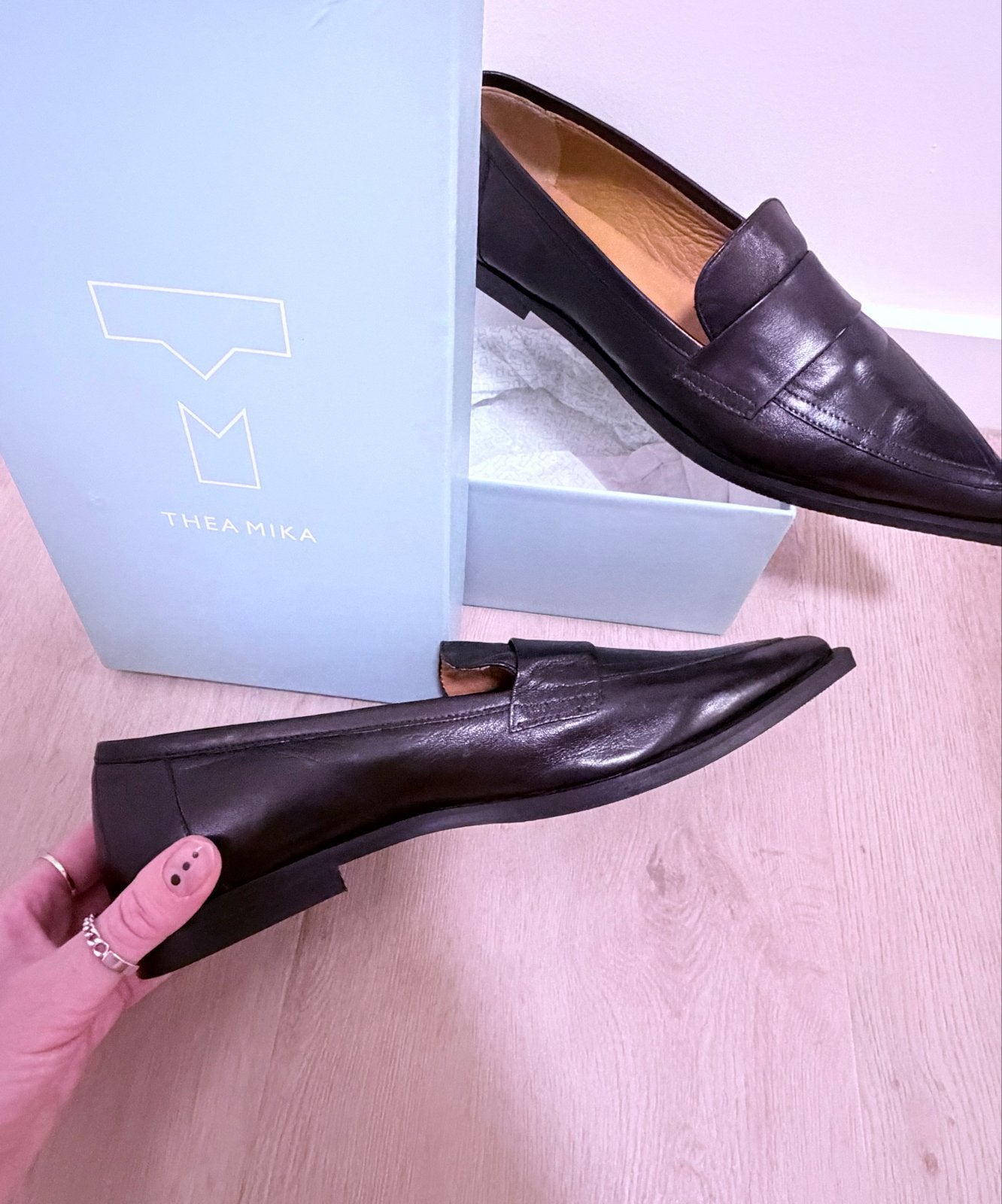 Thea Mika Zwarte Leren Loafers - Maat 41 (nieuw in doos), Ophalen of Verzenden, Nieuw, Zwart, Instappers