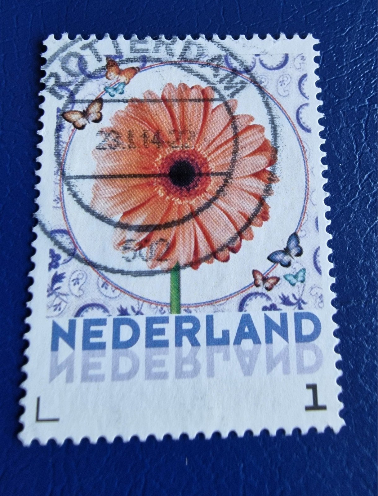 kv1282 Hallmark persoonlijke  postzegel met bloem en vlinder, Ophalen of Verzenden, Na 1940, Gestempeld