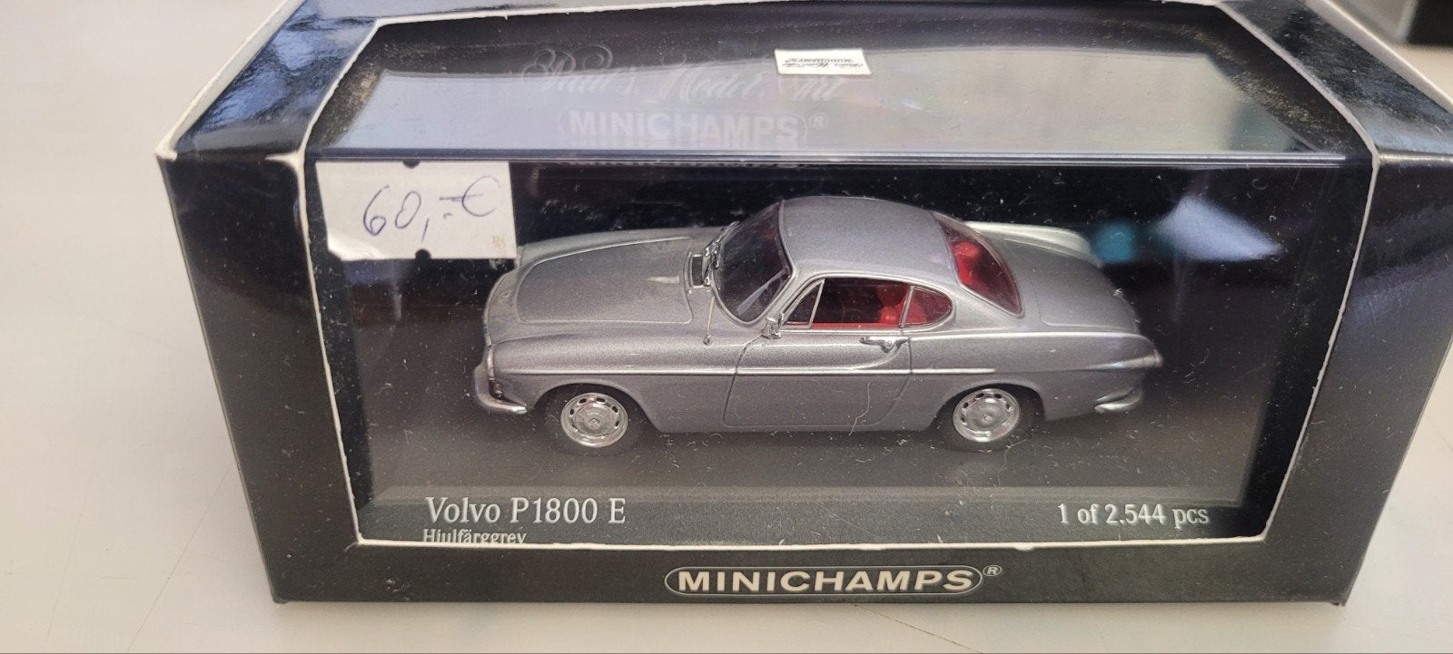 Minichamps 1969 Volvo P1800E, Ophalen of Verzenden, Zo goed als nieuw, Auto, MiniChamps