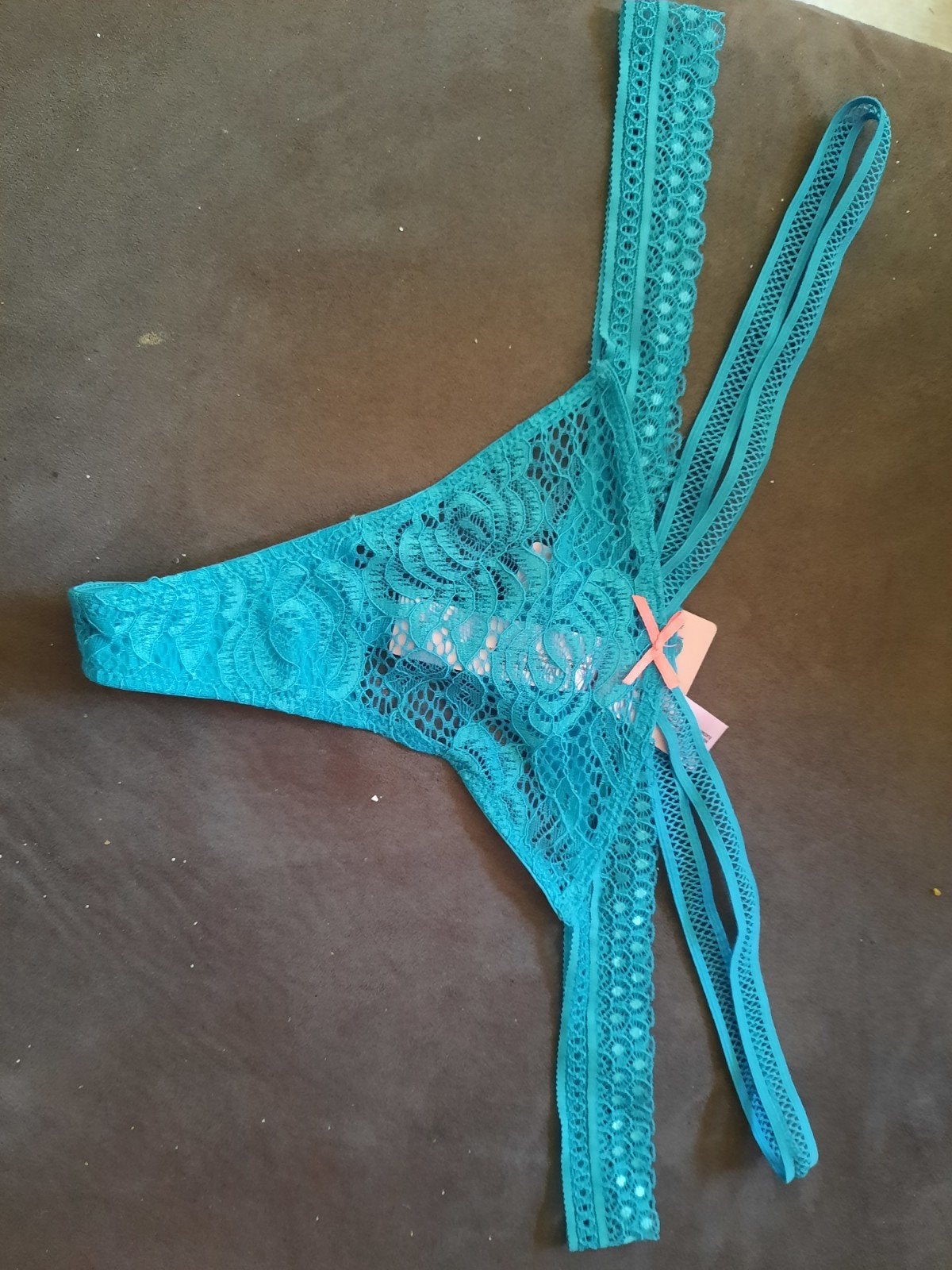 Hunkemöller string.  XL, Kleding | Dames, Ondergoed en Lingerie, Hunkemöller, Ophalen of Verzenden, Blauw, String