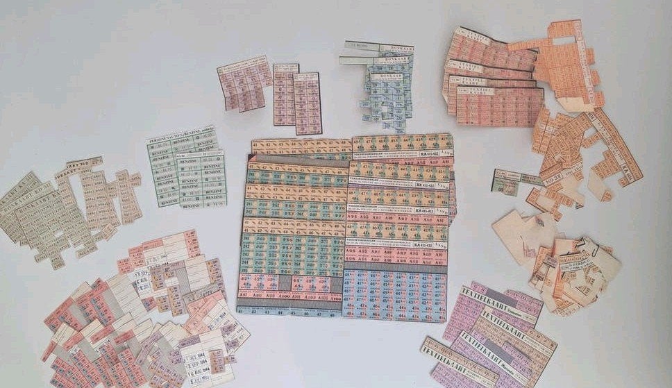 Voedselbonnen Textielkaarten Benzinebon Tweede Wereldoorlog, Verzamelen, Militaria | Tweede Wereldoorlog, Ophalen of Verzenden