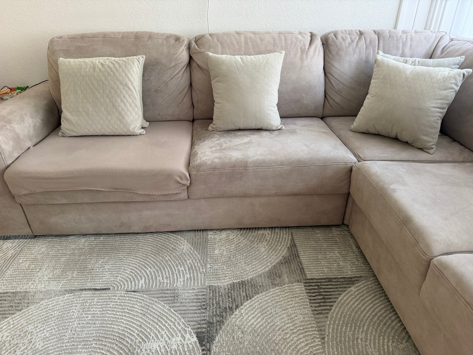 Hoekbank van microvezel. Bruin beige, Overige materialen, 250 tot 300 cm, Hoekbank, 75 tot 100 cm