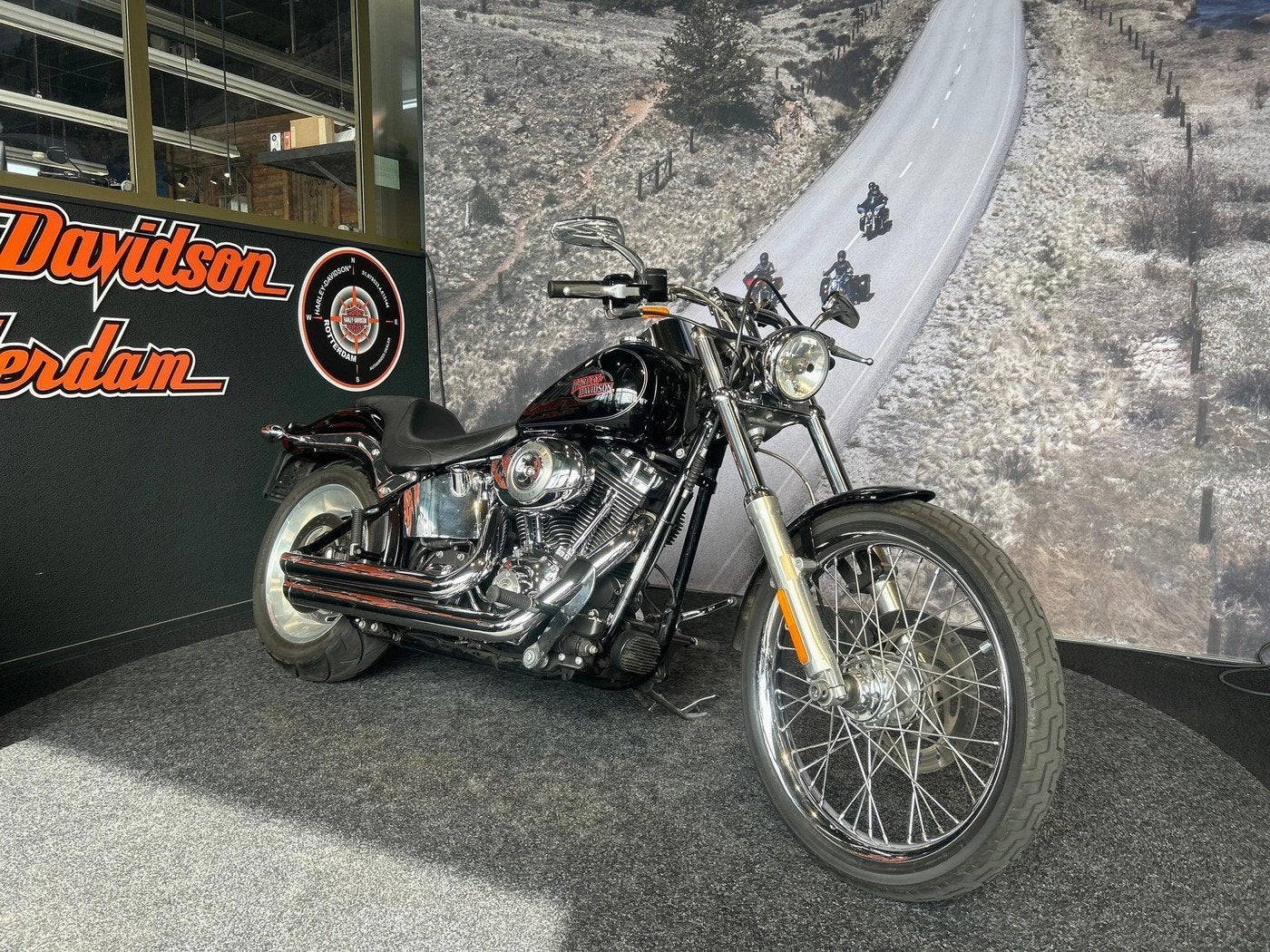 Harley-Davidson FXSTC SOFTAIL CUSTOM (bj 2009), Motoren, Motoren | Harley-Davidson, Laan van Vredenoord 33
2289 DA  RIJSWIJK, NL