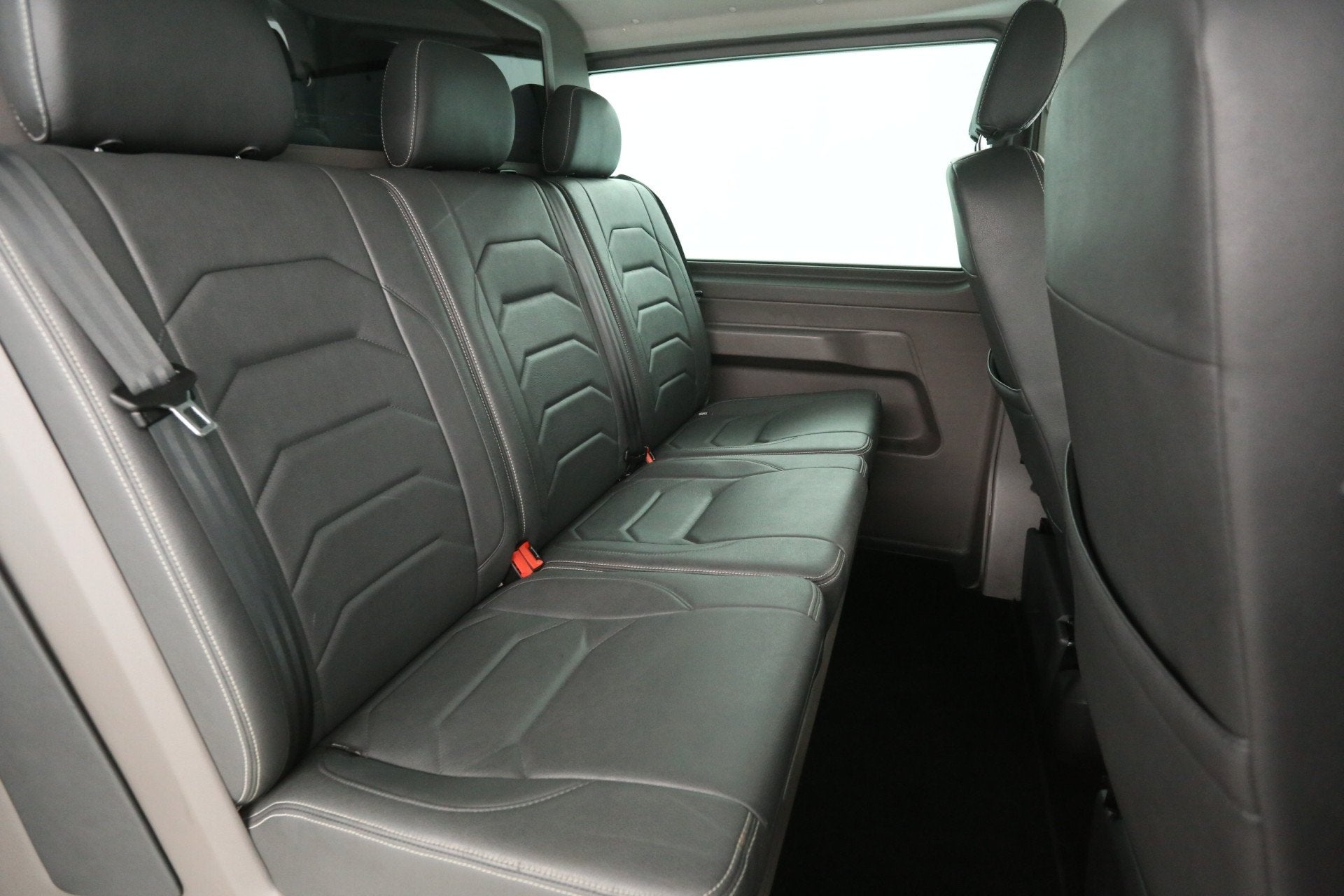 Volkswagen Transporter 2.0 TDI L2H1 Bulli 150PK DSG | Dubbel, Gebruikt, Euro 6, 4 cilinders, 150 pk