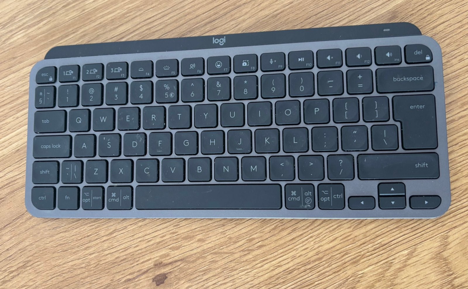 Toestembord voor macbook van Logitech, Computers en Software, Ophalen of Verzenden, Qwerty, Nieuw, Draadloos