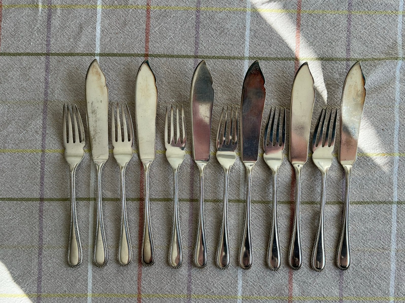 Vintage visbestek zespersoons parelrand, Ophalen of Verzenden