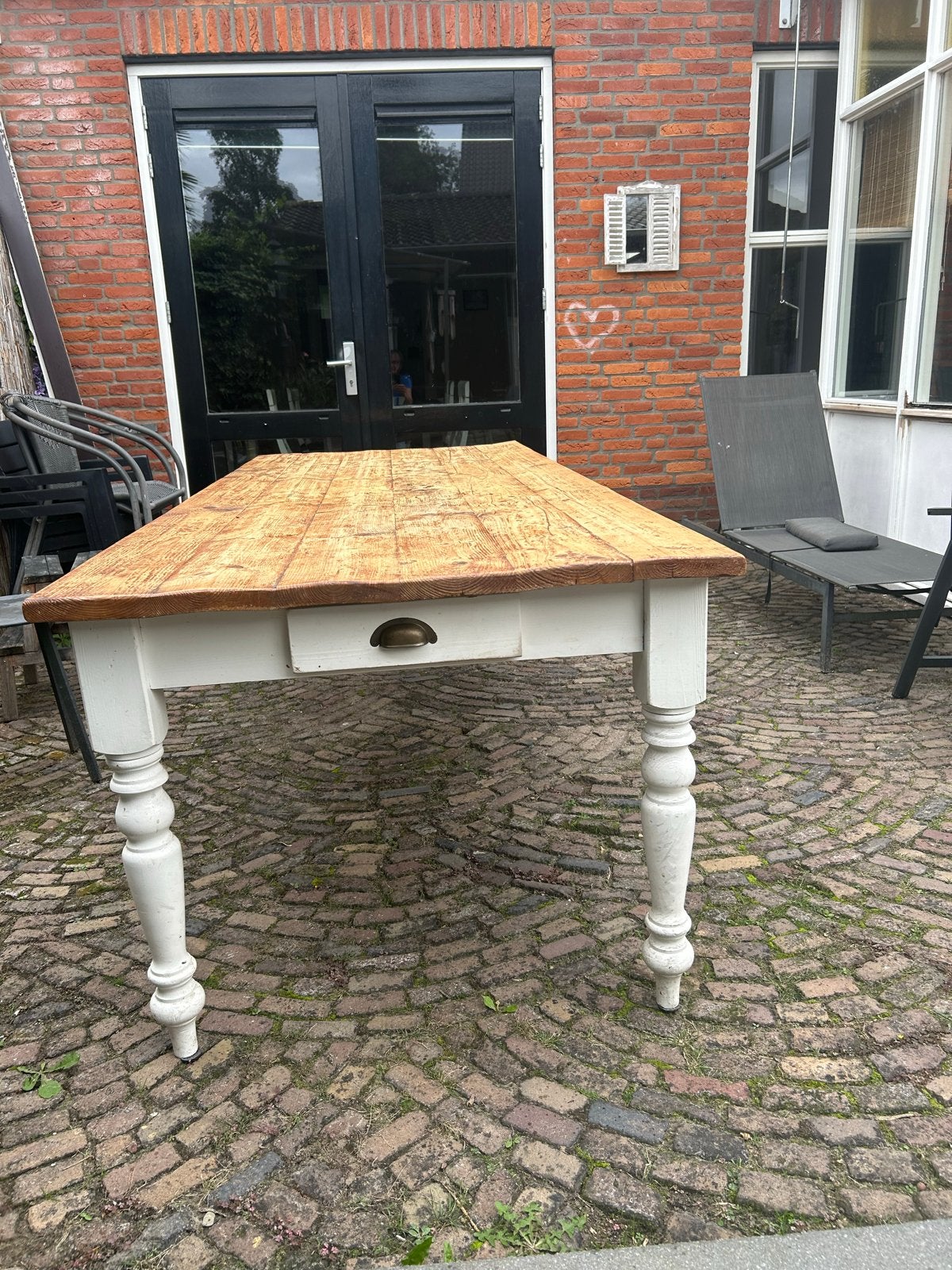 Robuuste houten eettafel met lade, Antiek en Kunst, Ophalen