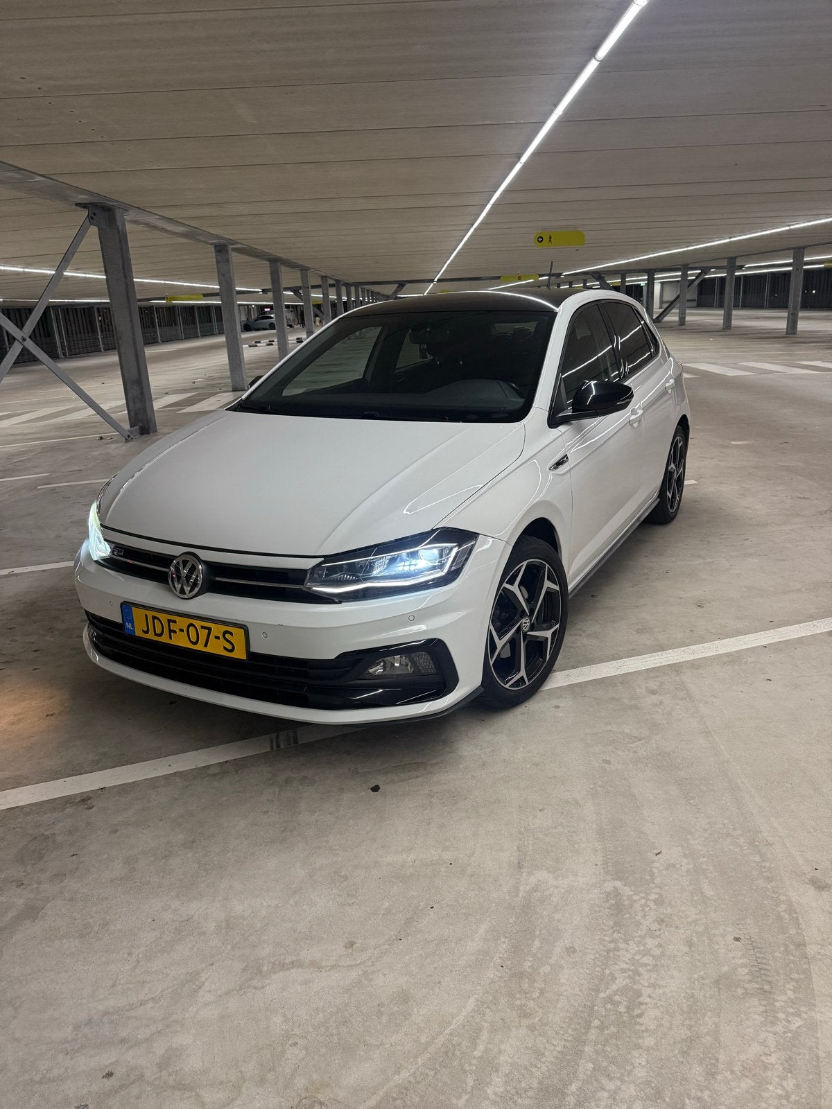 Volkswagen Polo 1.0 TSI 115pk 7-DSG 2018 Wit, Auto's, Alcantara, Wit, 115 pk, Particulier