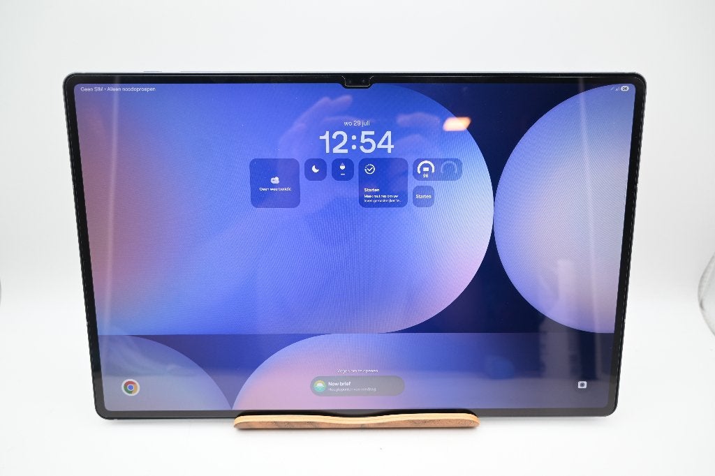 Samsung Tab S10 Ultra 5G 256GB 13x opgeladen Nette staat, Support@samsung.com, 13 inch of meer, Samsung Electronics Co., Ltd. 129, Samsung-ro, Yeongtong-gu, Suwon-si, Gyeonggi-do, Korea