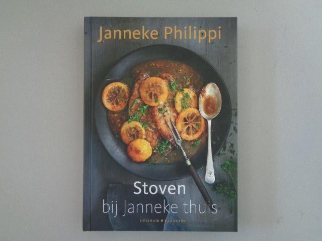 Stoven bij Janneke thuis - Janneke Philippi, Janneke Philippi, Hoofdgerechten, Ophalen of Verzenden, Zo goed als nieuw