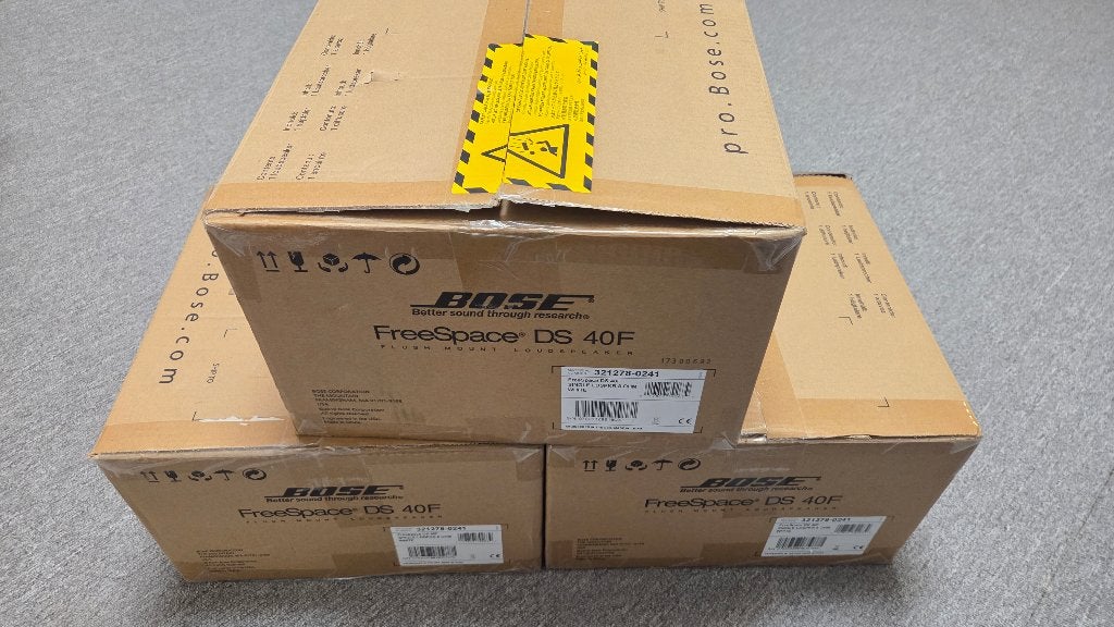 3x Nieuwe Bose FreeSpace DS 40F plafond luidsprekers DS40, Ophalen, Overige typen, Nieuw, Bose
