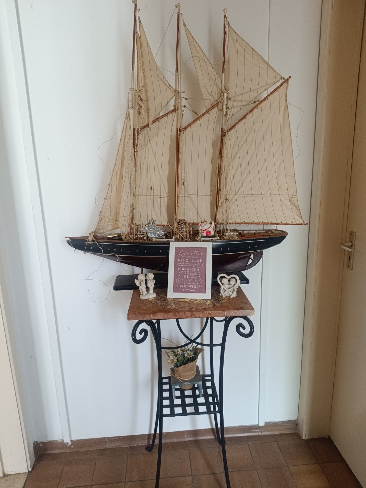Zeilboot model met marmeren stulp - 4 jaar werk, Hobby en Vrije tijd, Ophalen of Verzenden