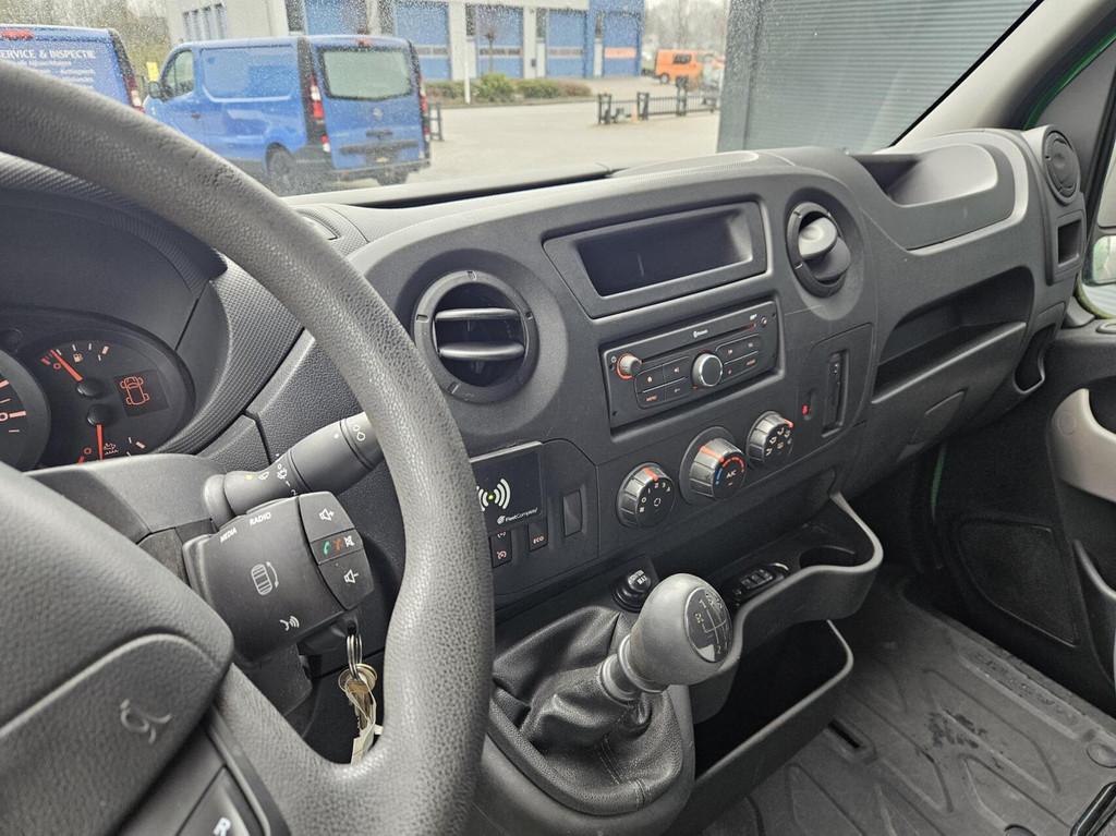 Renault Master 2.3 dCi L2H2 Airco Navi Trekhaak Euro6, Auto's, Bestelauto's, Gebruikt, Euro 6, 4 cilinders, Renault