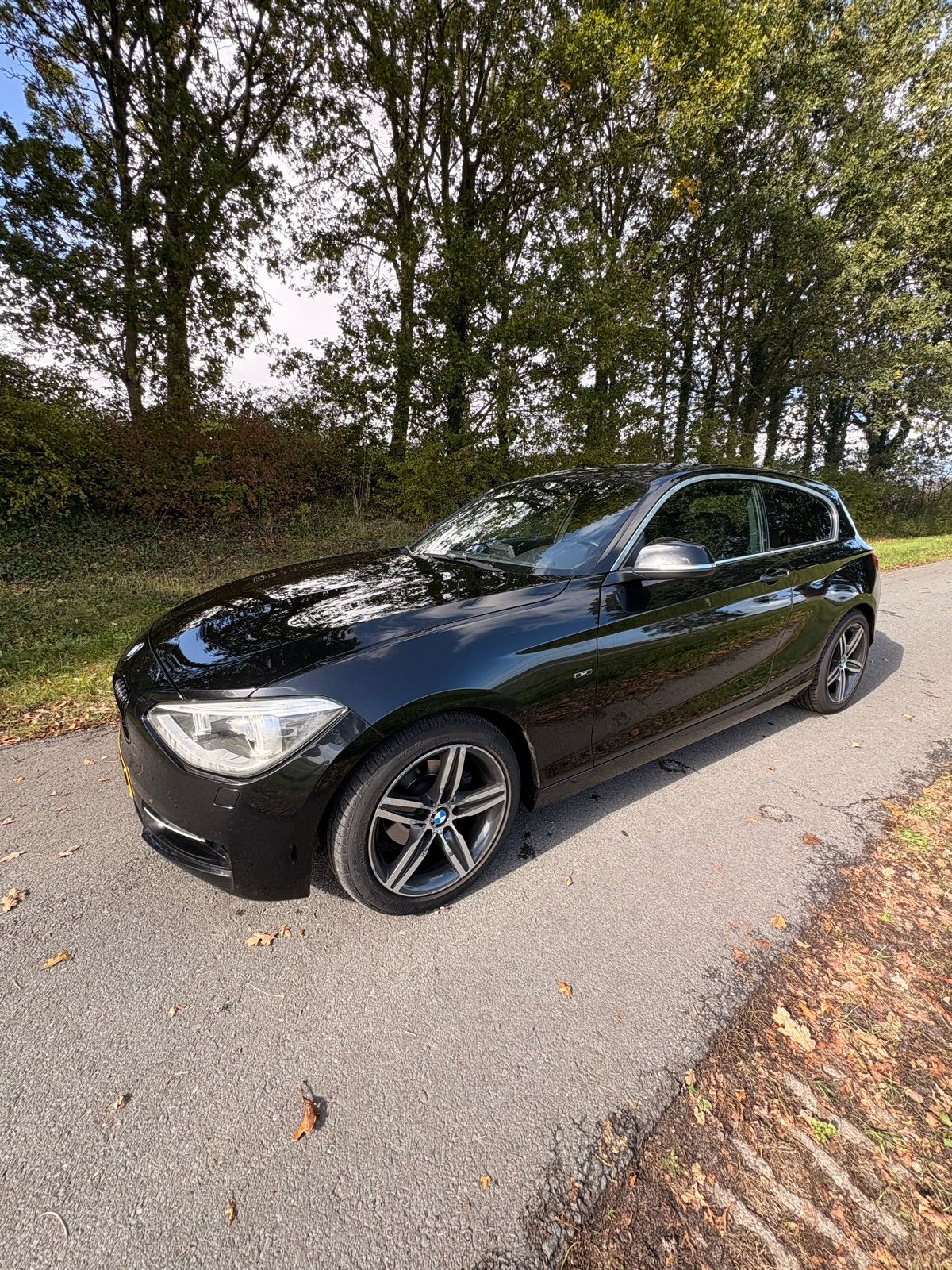 BMW 1-Serie 114I 75KW 3-DR 2012 Zwart ORG-Nl NAP, Auto's, 1-Serie, Achterwielaandrijving, 4 cilinders, Zwart