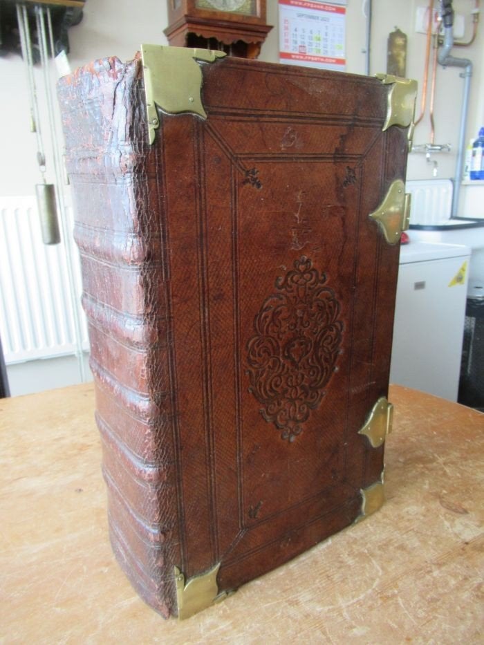 Oer 11062 GROTE kansel Statenbijbel gebroeders Keur "1729", Ophalen, Bijbel