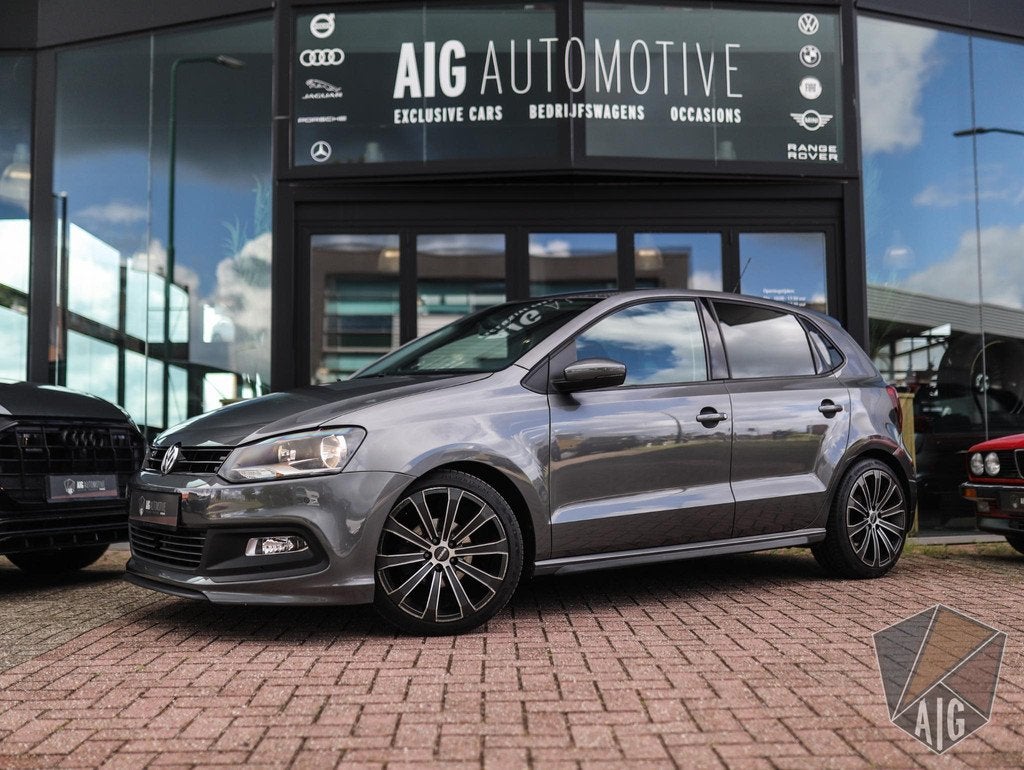 Volkswagen Polo 1.2 TSI First Edition | R-Line | PDC | Bluet, Voorwielaandrijving, Stof, 4 cilinders, Bedrijf