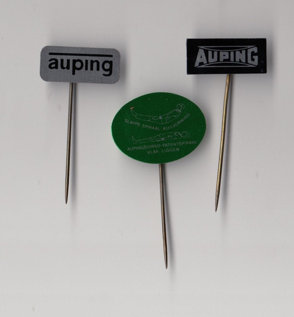 Auping bedden speldjes, Gebruikt, Niet vindbaar, Niet vindbaar, Speldje of Pin