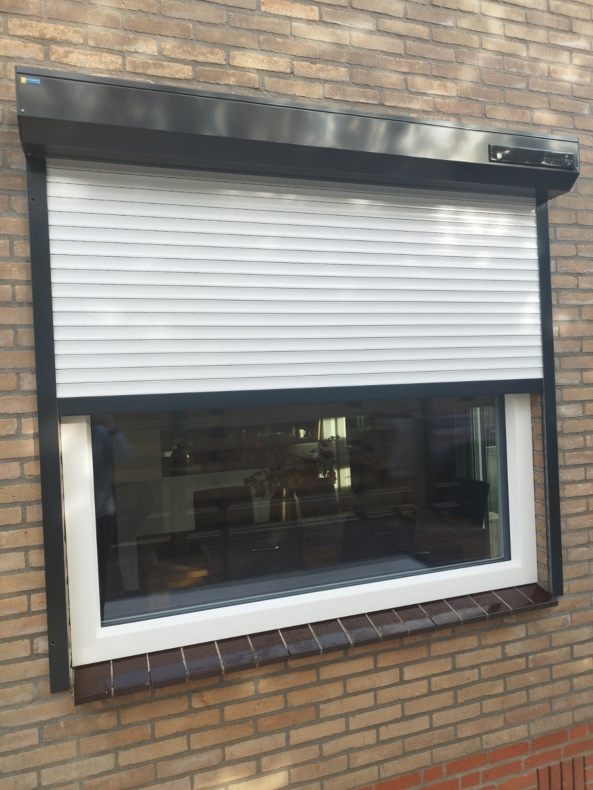 Wit solar rolluik met afstand bediening, Ophalen, Wit, 150 tot 200 cm, Zo goed als nieuw