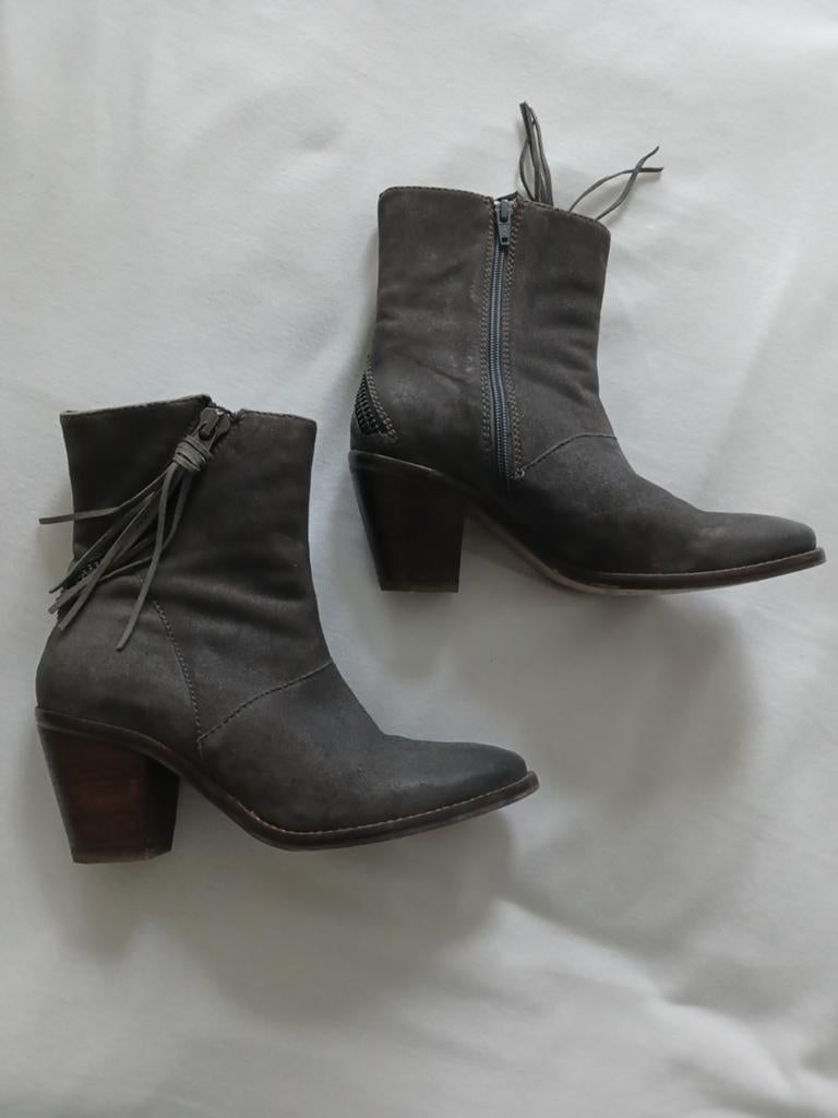 Manfield laarsjes maat 38, Kleding | Dames, Lage of Enkellaarzen, Ophalen of Verzenden, Zo goed als nieuw, Grijs