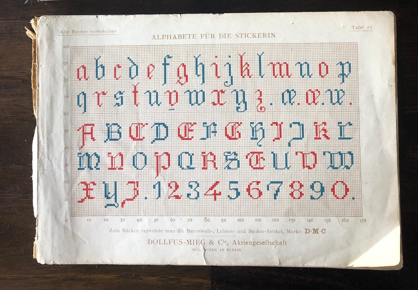Antiek boekje met borduurpatronen en letters, Hobby en Vrije tijd, Ophalen of Verzenden, Gebruikt, Patroon