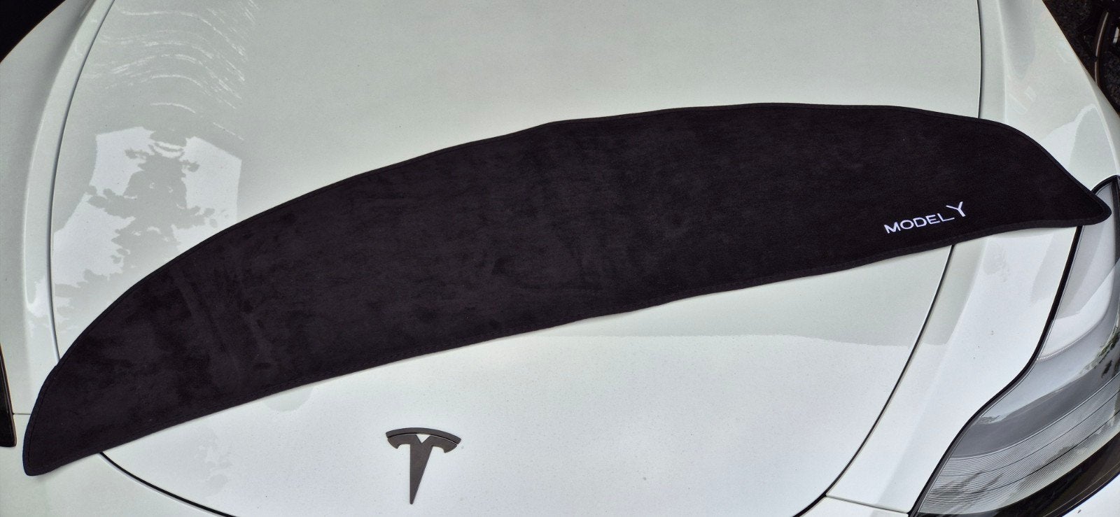 Dashboard mat Tesla Model Y., Ophalen