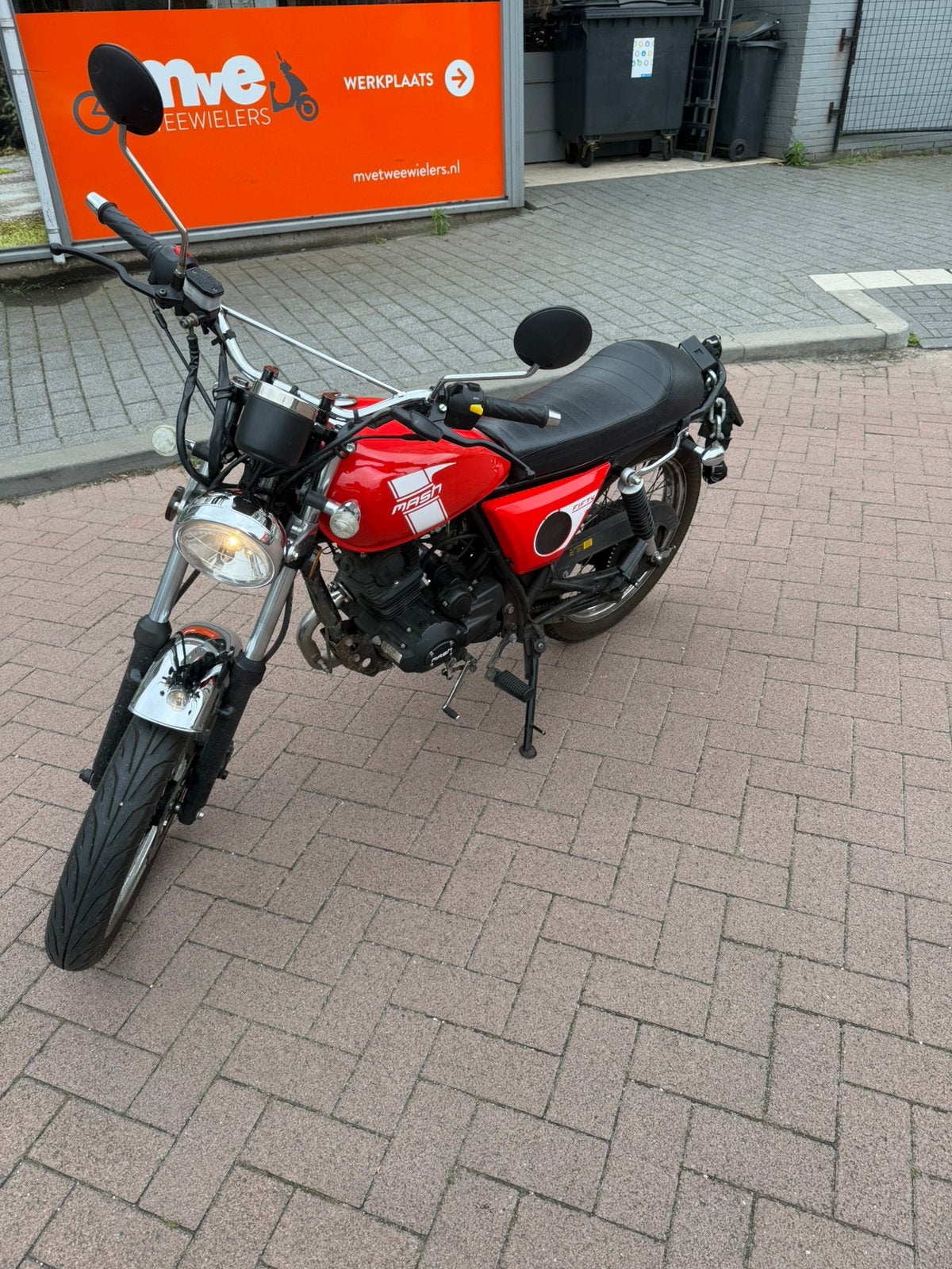 Mash 50, Ophalen of Verzenden, Zo goed als nieuw