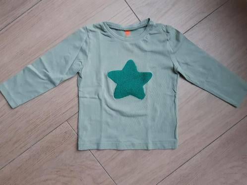 K24 Groen shirt ster Hema maat 86, Kinderen en Baby's, Babykleding | Maat 86, Ophalen of Verzenden, Zo goed als nieuw, Hema, Jongetje