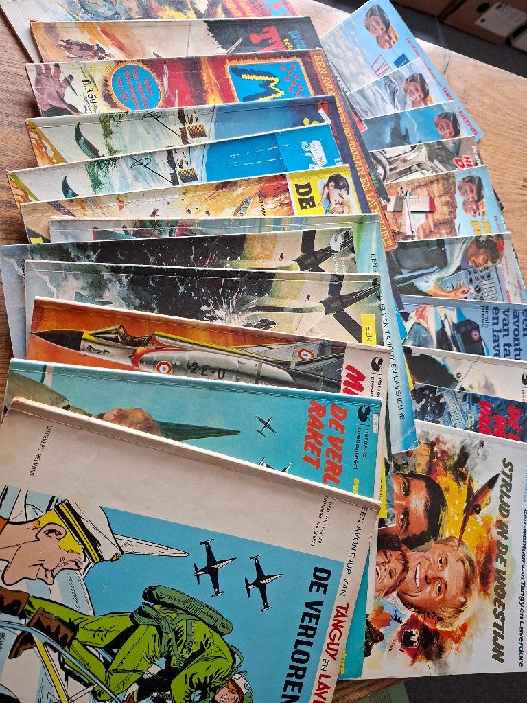 Tangy en Laverdure 22x Uderzo Charlier, Jijé Ook los te koop, Gelezen, Uderzo, Ophalen of Verzenden, Meerdere stripboeken