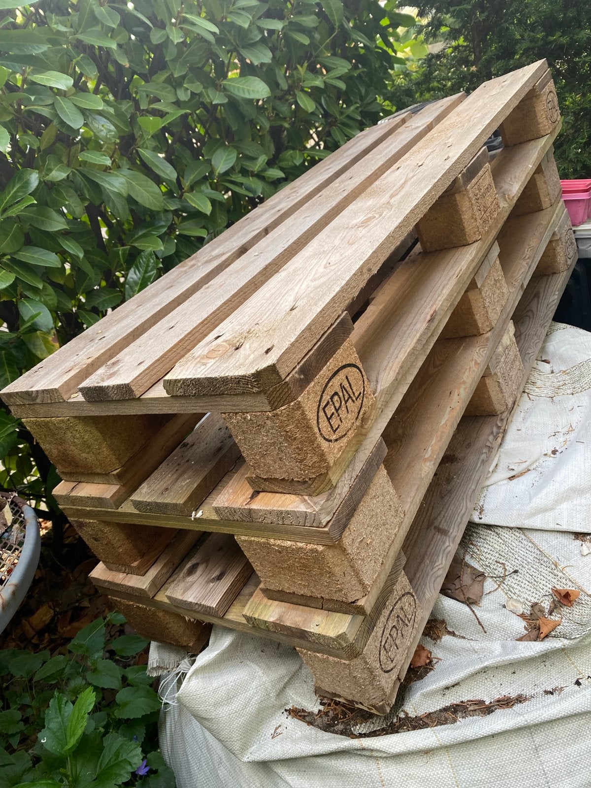 kleine pallets 46 cm X 120 cm X 15 cm /  1€ / stuk, Ophalen, Minder dan 25 mm, Zo goed als nieuw, Pallet