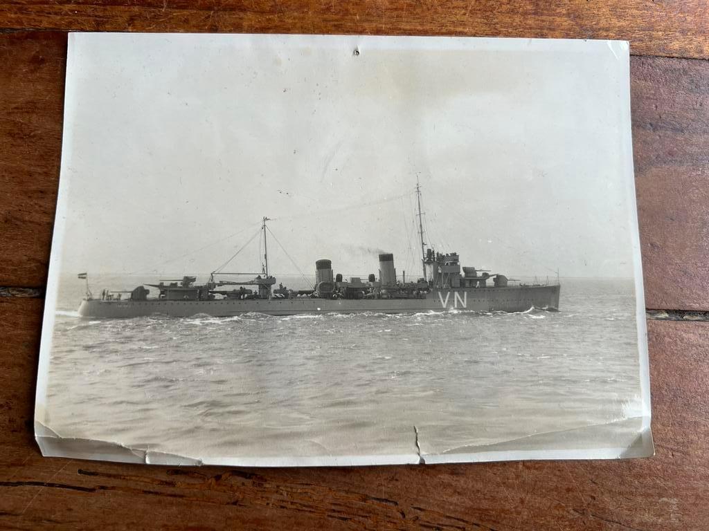 Originele foto Nederlandse Marine Hm Ms van Nes, Ophalen of Verzenden, Nederland, Foto of Poster, Marine