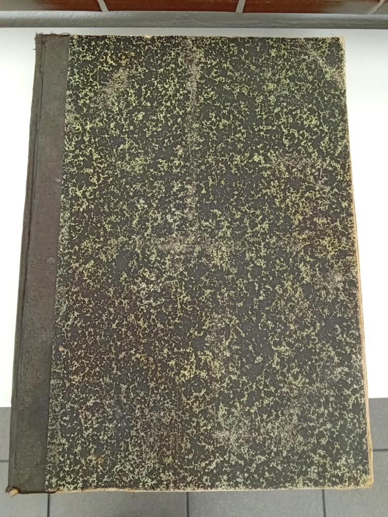 Oude Franse medisch jaarboek van 1898, Ophalen